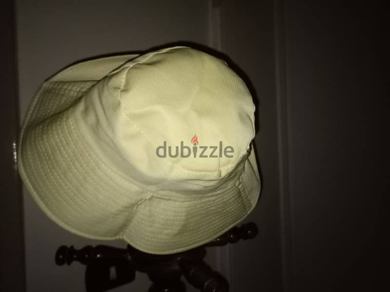 bucket hat 1