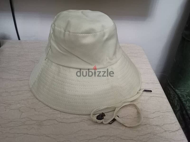 bucket hat 3