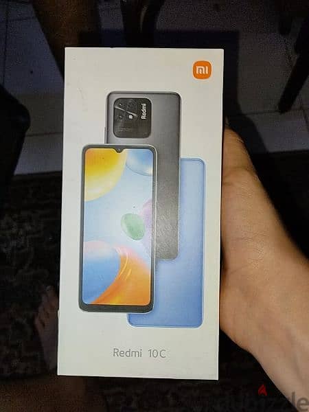 تلفون redmi10C كسر زيرو استخدام نظيف ومعاه الكرتونه و الشاحن بتاعه 6