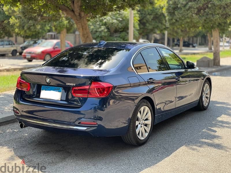 BMW 318 2018 5