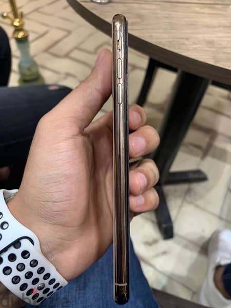 IPhone XS Max 5