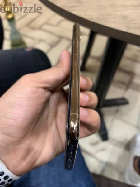 IPhone XS Max 6