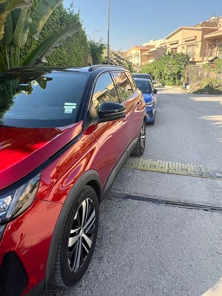 Peugeot 5008 2022 gt black badge 2