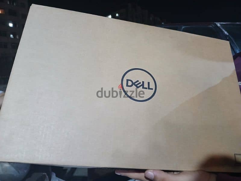 مقفول بالكرتونة dell vostro 3520 6