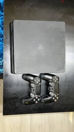 ps4 slim 1tb للبيع احدث سوفت