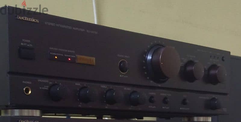 Technics SU-VX720
Stereo Integrated Amplifier 5