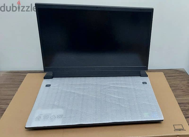 Dell G15 5520 5