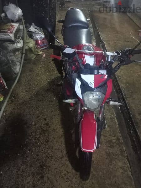 للبيع بينيلي vlr200cc 2021 2