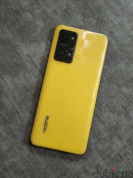 Realme Q5 Pro 4