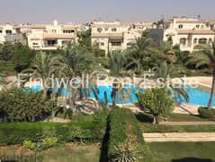 El Patio Compound - New Cairo  توين هاوس متشطب بالكامل كمبوند الباتيو 1 التجمع الخامس بمساحة كبيرة بجوار الرحاب