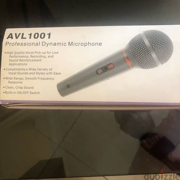 microphone 3