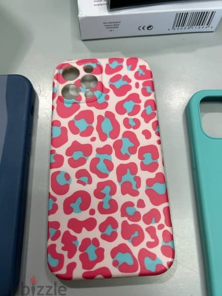 iPhone 12 Pro covers new 6