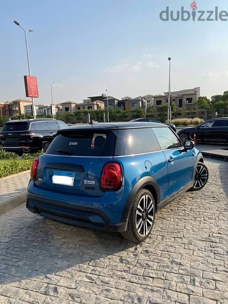 MINI Cooper 2024 1