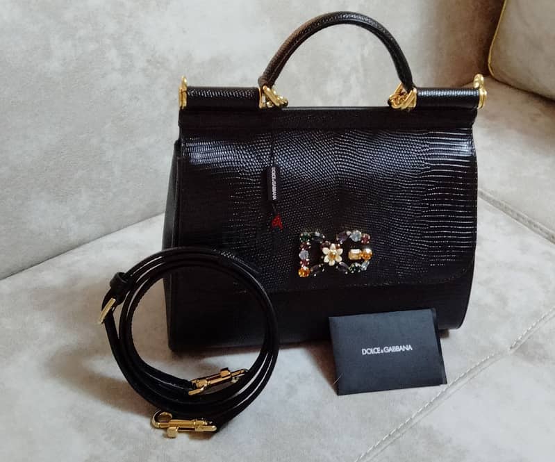 DOLCE&GABBANA Hand bag -شنطة دولسي اند غابانا سوداء 2