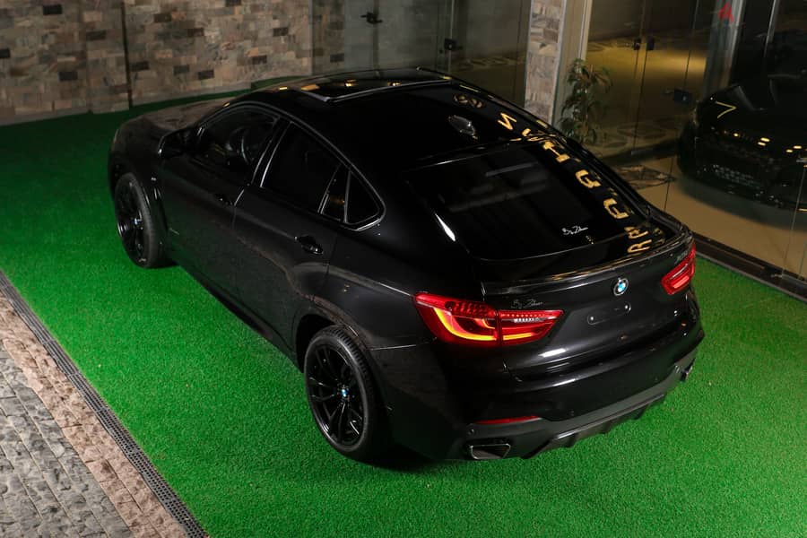 BMW X6 4