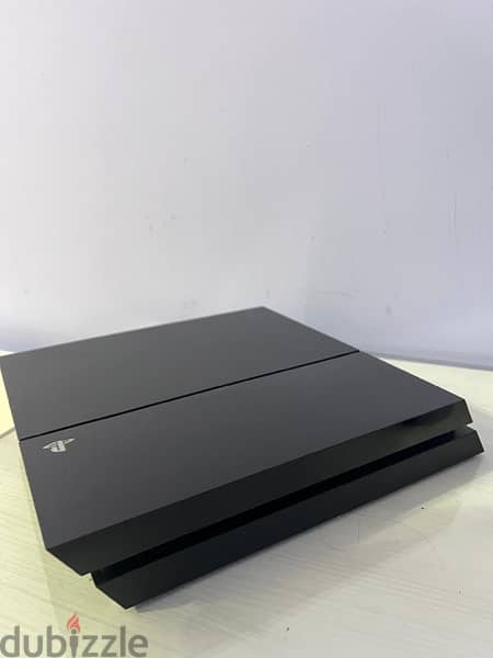 ps4 Fat like new + 4 joysticks original 4