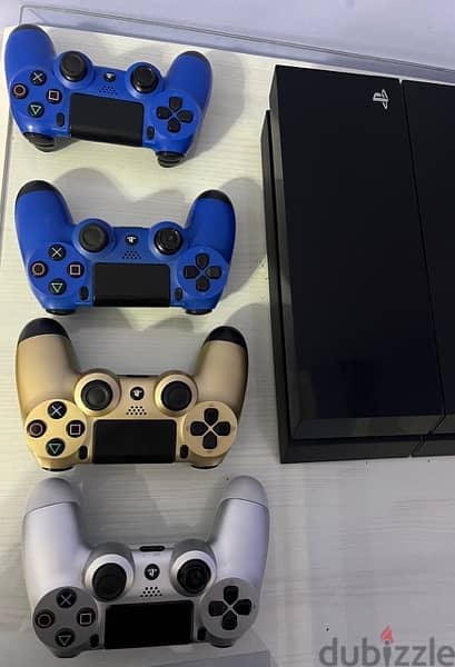 ps4 Fat like new + 4 joysticks original 5