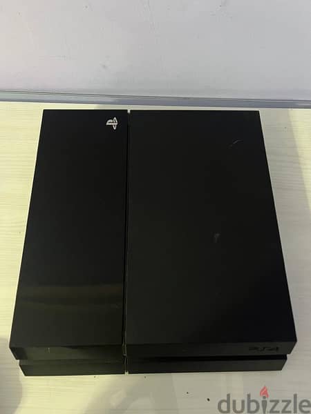 ps4 Fat like new + 4 joysticks original 7