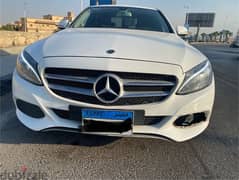 Mercedes-Benz C180 2018 195km 1.7 million 0