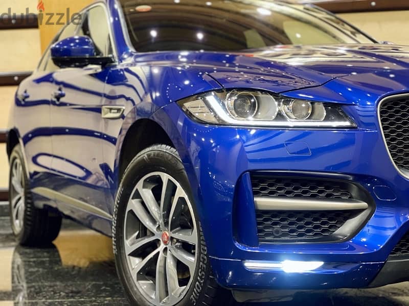 Jaguar F pace 2019 R sport Fully loaded 6