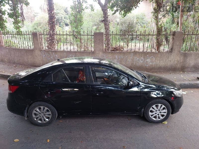 Kia Cerato 2013 5