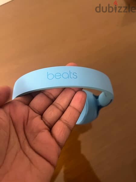 beats solo pro like new 2