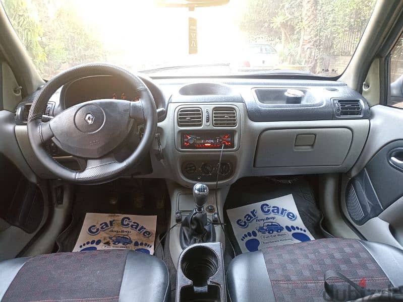 Renault Clio 2003 perfect condition 6