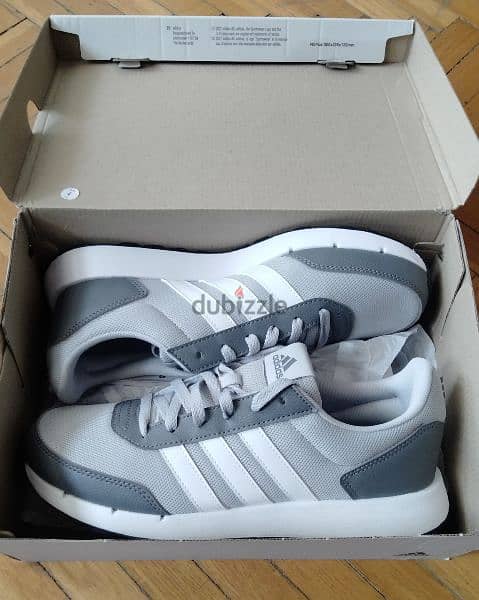 Available adidas shoes original with box size 41 1/3 0