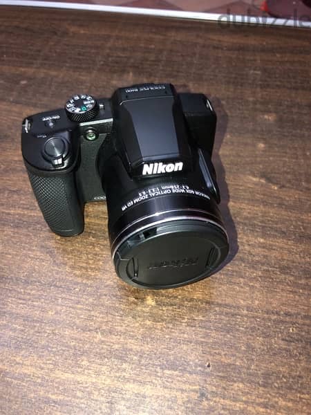 nikonb600 0