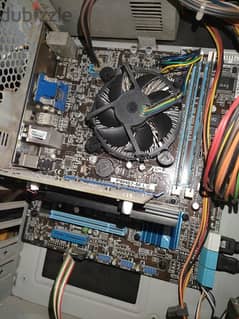 معالج i7 3370 و كرت r9 350 و رامات 0