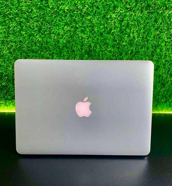 MacBook Pro 13  inch 2012 intel core i5 3