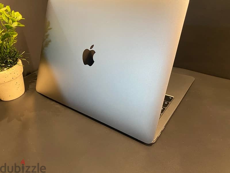 MacBook Air 2019 3