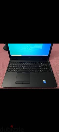 Dell laptop. Dell latitude 5550