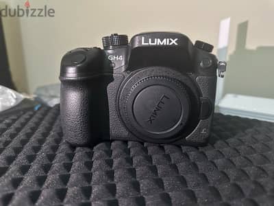 Panasonic Lumix GH4R - Like New