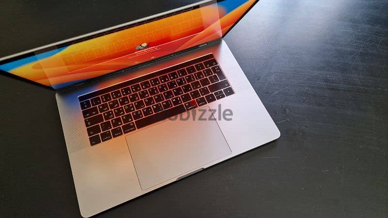 Macbook Pro 2017 2.9 GHz 16 Ram 512 SSD 6