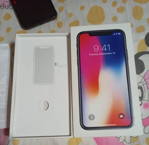 iphone x 64 GBمغير شاشه وبطاريه جديده وفاصل سماعه مكالمات و 1