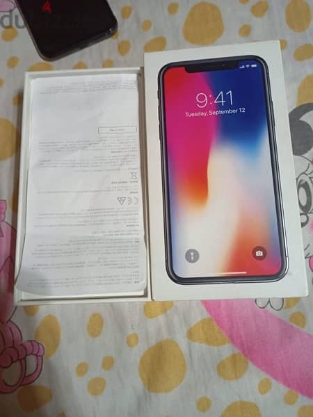 iphone x 64 GBمغير شاشه وبطاريه جديده وفاصل سماعه مكالمات و 3