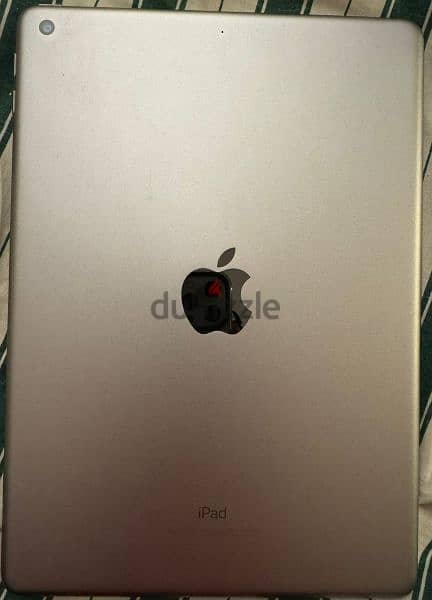 iPad 6th generation 128 GB 1