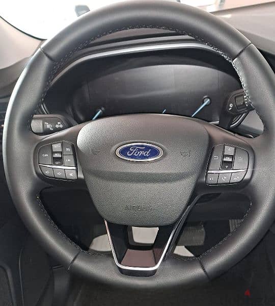 سيارة Ford Focus 2023 استلام فوري بأقل مقدم واطول فترة سداد 4