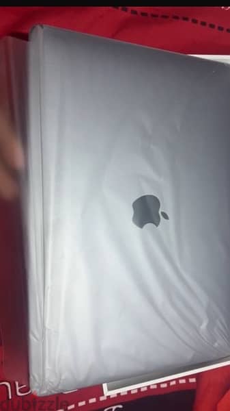 Apple Macbook Air 2020 with box like new 2