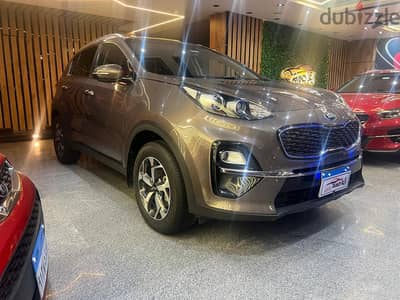 Kia Sportage High Line 2019 سبورتاج هاي لاين  صيانات توكيل الي 100 كم