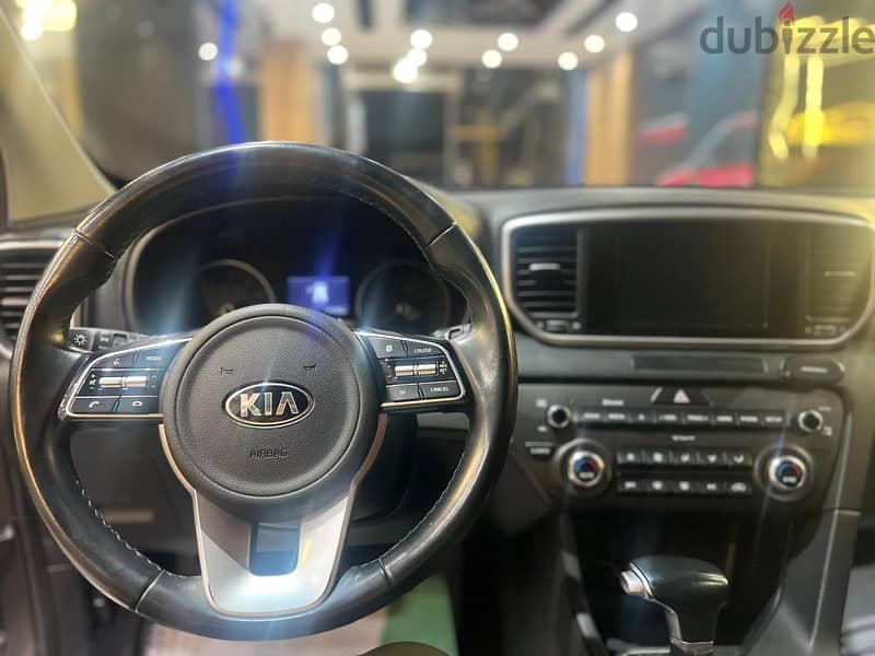 Kia Sportage High Line 2019 سبورتاج هاي لاين  صيانات توكيل الي 100 كم 15