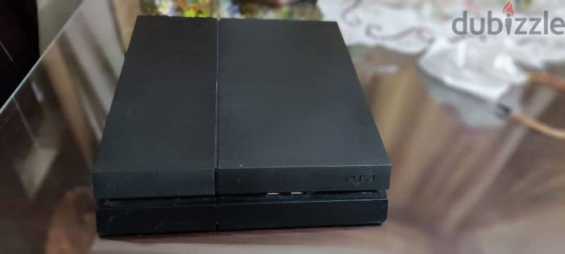 PS4 FAT 500GB . بلاى ستيشن ٤ استعمال ٦٧ ساعة فقط 2