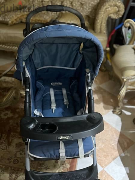 Graco Set ( Stroller + Car seat ) حالة ممتازة 2