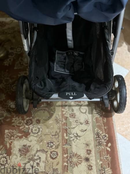 Graco Set ( Stroller + Car seat ) حالة ممتازة 10