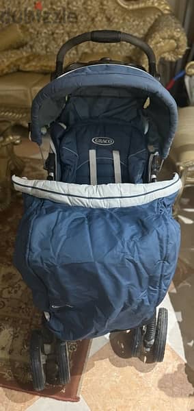 Graco Set ( Stroller + Car seat ) حالة ممتازة 6