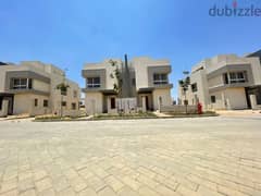 Twin House modern with land 300m for sale, prime view on landscape less than market price, in hyde park new cairo 0