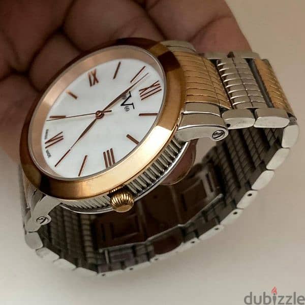 Original Swiss Made VERSACE 19V69 Quartz 44mm بحاله الجديدة 3