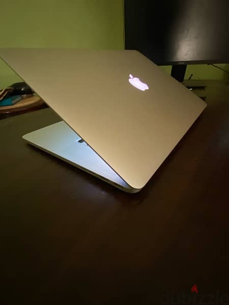 MacBook Pro 15” (CORE I7 - RAM 16 - 500GB) 0