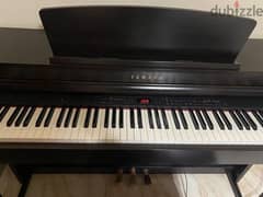 As New - Yamaha Digital Piano CLP-440R 0